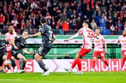 英雄联盟总决赛直播-拜仁慕尼黑主场逼平强敌，领先优势稳固的简单介绍