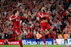 LOL决赛-阿森纳客场告捷，出线形势一片光明