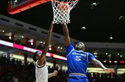 英雄联盟总决赛2025-包含对手强化外线防守限制球队投篮的词条