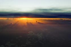 英雄联盟总决赛2025-2026世界杯之夜，从断腿到金杯，加维踏上那一亿人的王座