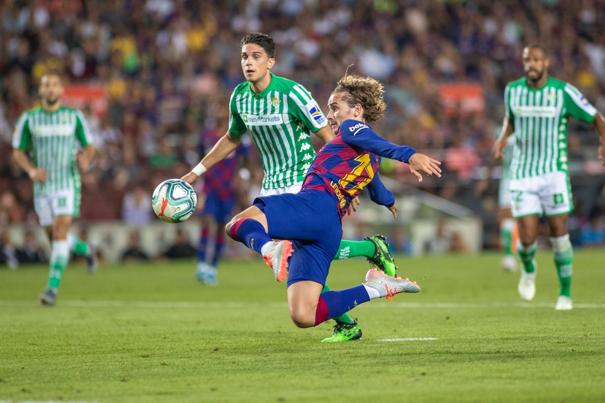 包含斯旺西客场大胜,积分榜升至第三的词条 包含斯旺西客场大胜,积分榜升至第三的词条