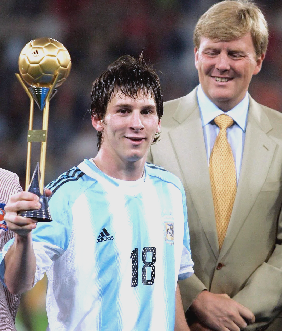 包含梅西金球奖收留,传奇故事感人至深!的词条 包含梅西金球奖收留,传奇故事感人至深!的词条