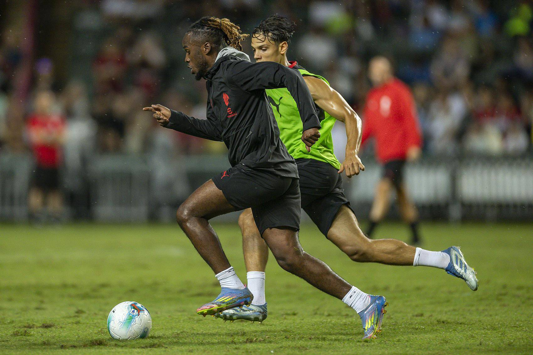 利物浦逆转AC米兰,晋级欧洲四强 利物浦逆转AC米兰,晋级欧洲四强