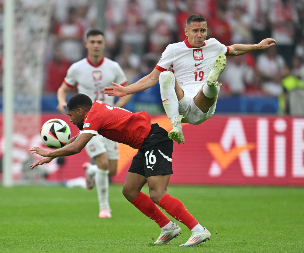 波兰队将在本周末迎来一场国际足球对决 波兰队将在本周末迎来一场国际足球对决