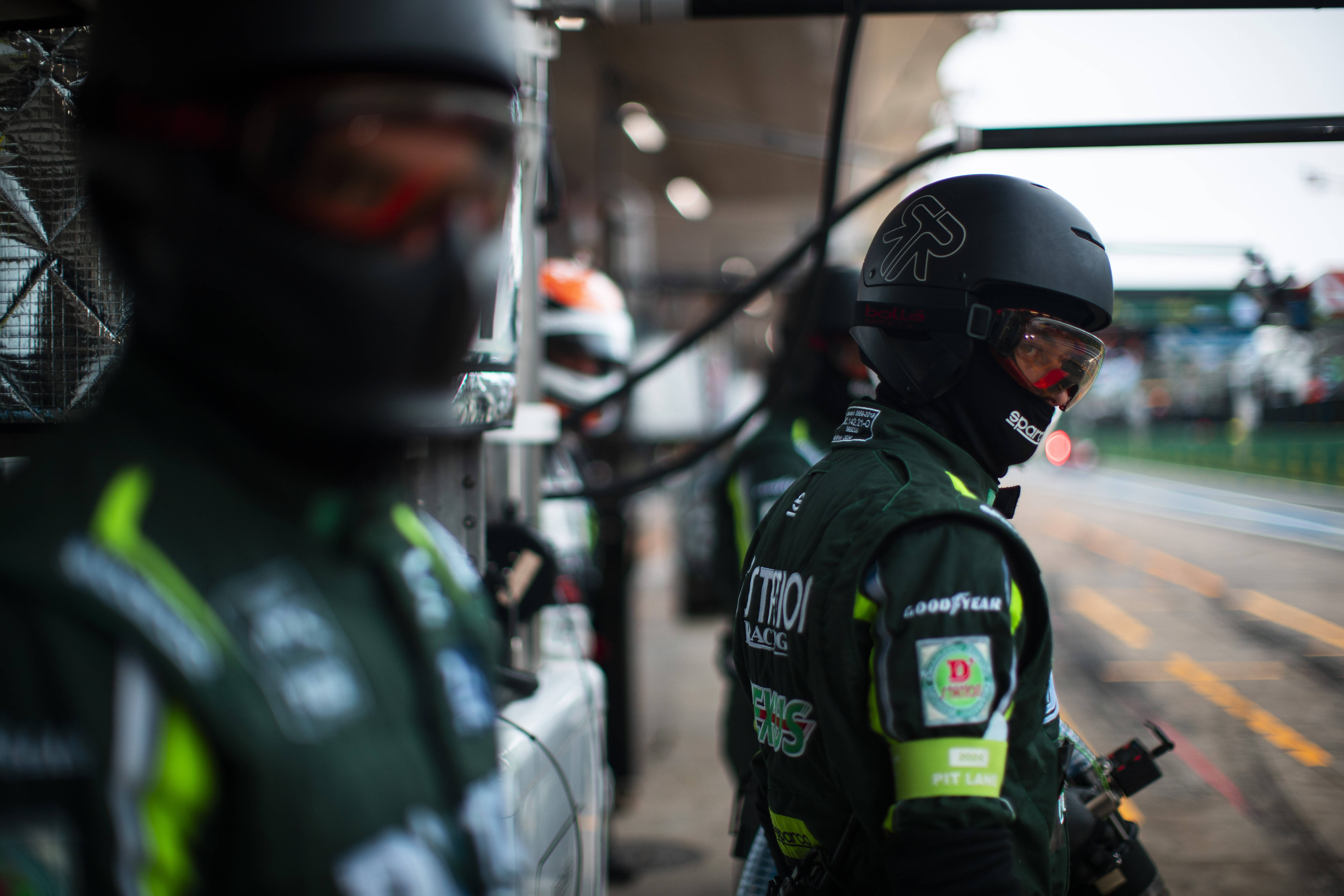 阿斯顿马丁碾压红牛车队，勒克莱尔状态火热