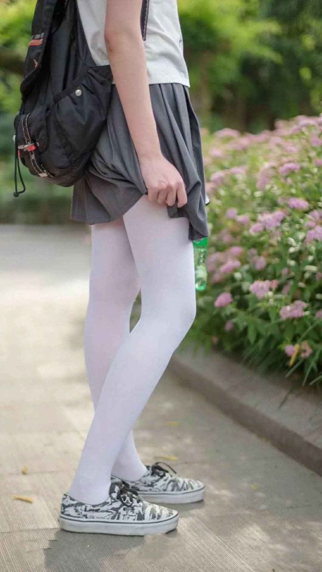 以身为柱，范戴克如何在一秒钟内凝固了2026世界杯之夜