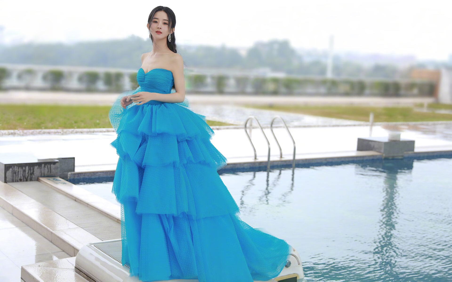 横刀立马，欧冠之夜奥亚尔萨瓦尔天降神兵