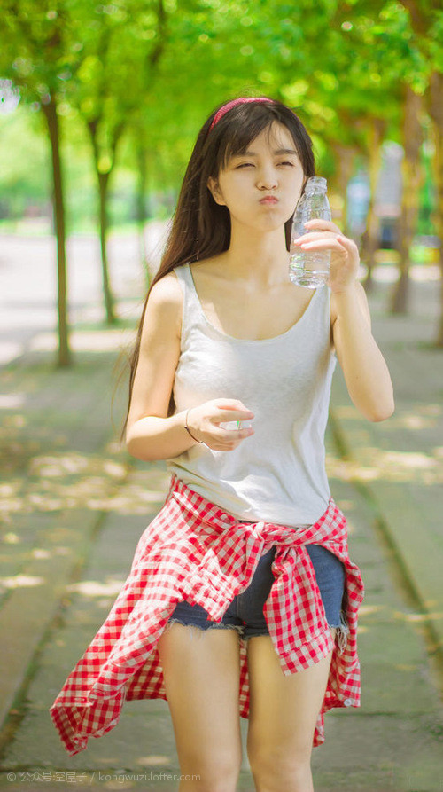 中亚铁骑的独白，当哈兰德在2026世界杯G组打破乌兹别克斯坦的钢铁防线